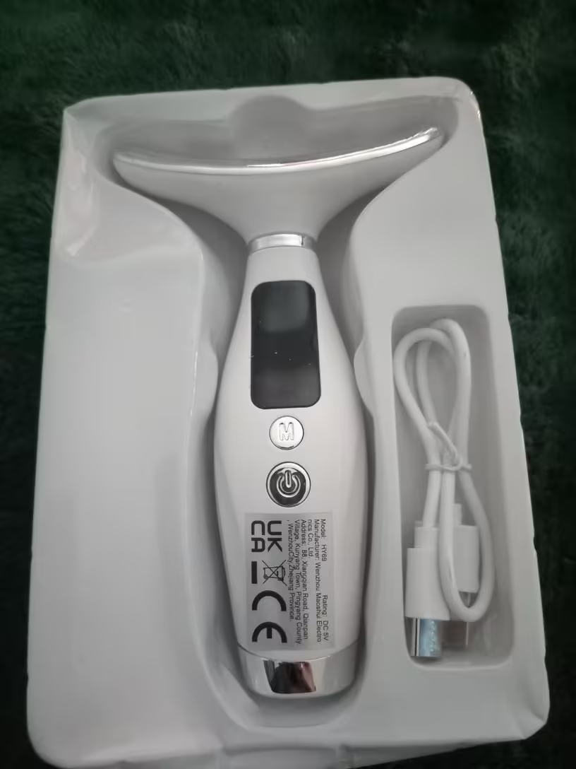 Device in use lifestyle shot
